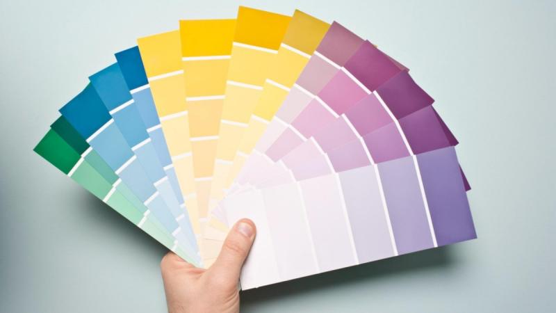 Как выбрать цвет краски для покраски стен